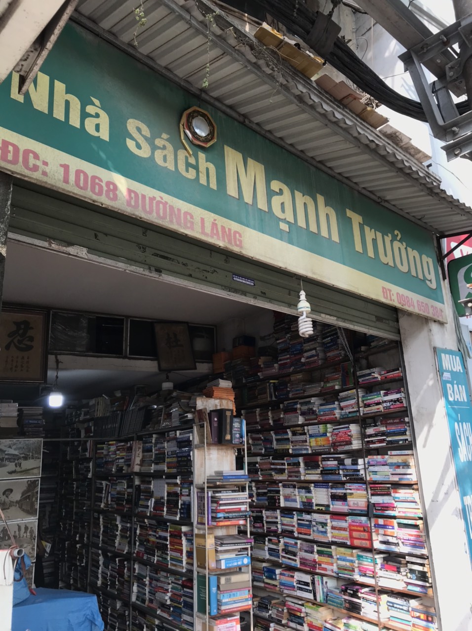 Nhà Sách Mạnh Trường